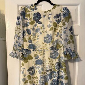 Few Moda New York Size 8 Mini Floral Dress Sheer Sleeve- NWT